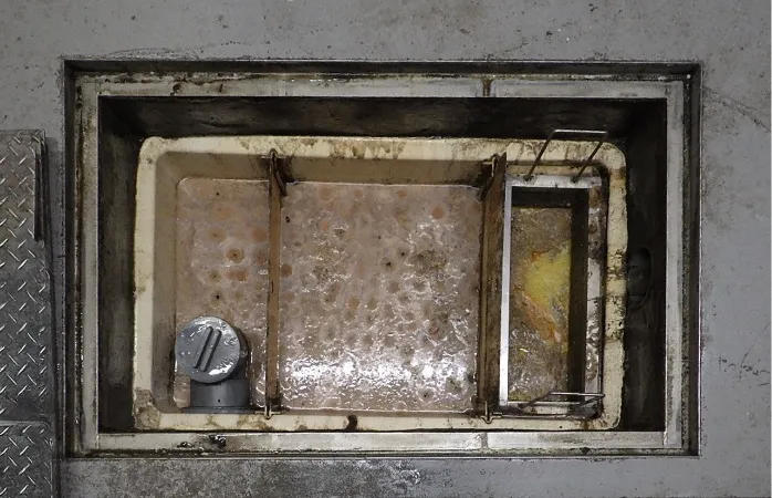 グリストラップ清掃 A現場 作業前