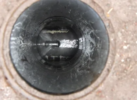 側溝・排水管等洗浄 作業風景②